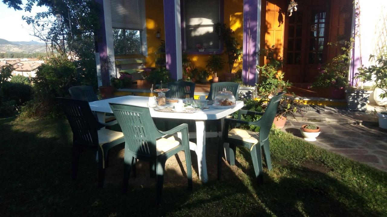 Nel Giardino Di Oz Acomodação com café da manhã Fornovo di Taro Exterior foto